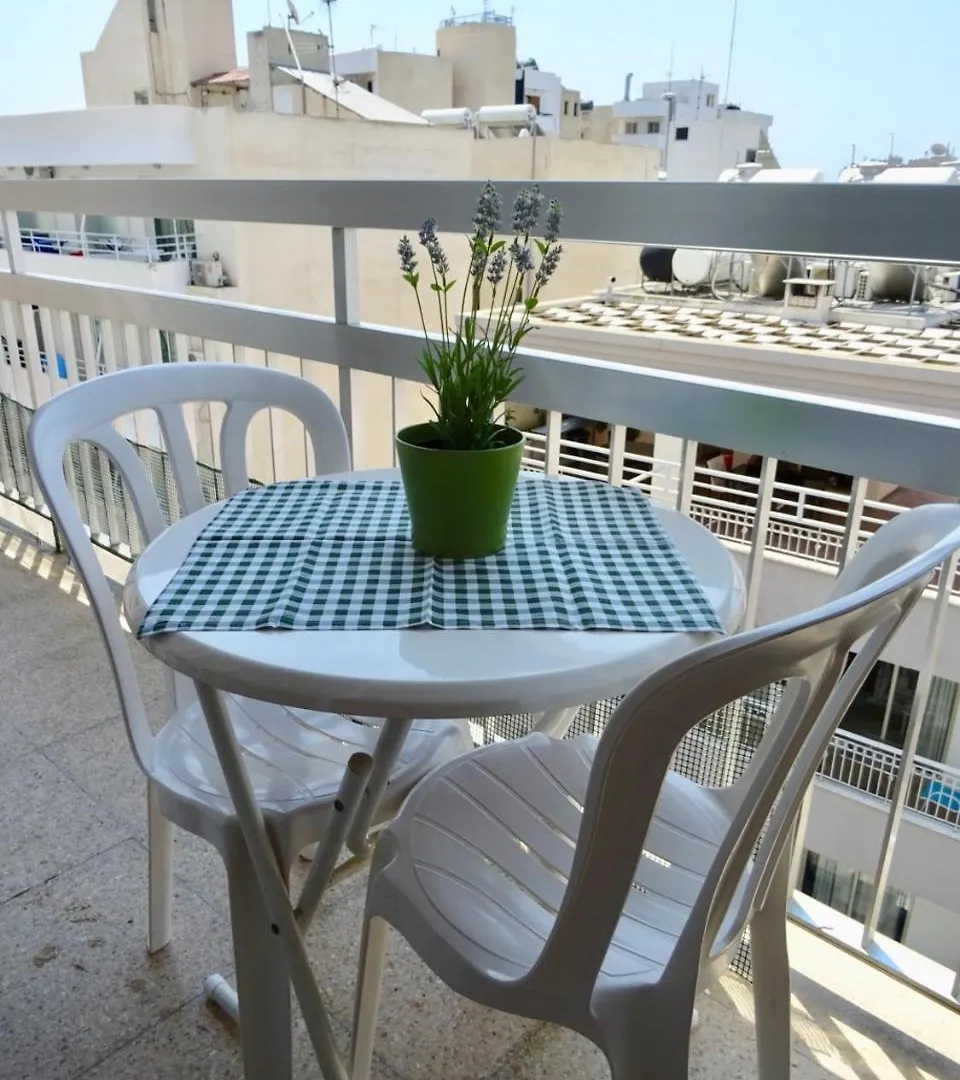 Camilla City apartment Lárnaca Chipre